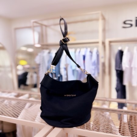 레터링 자수 포인트 캔버스 숄더백