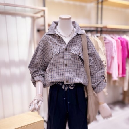 밑단 스트링 포인트 체크 셔츠