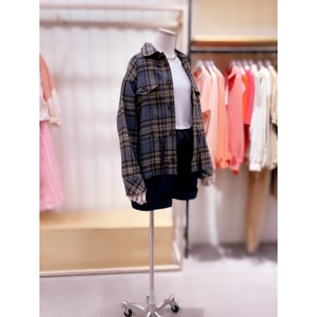 허리 조임 체크셔츠