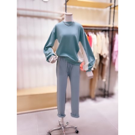 배색 포인트 루즈핏 티셔츠