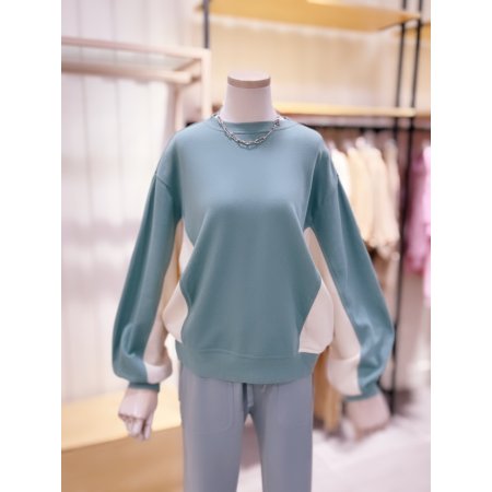 배색 포인트 루즈핏 티셔츠