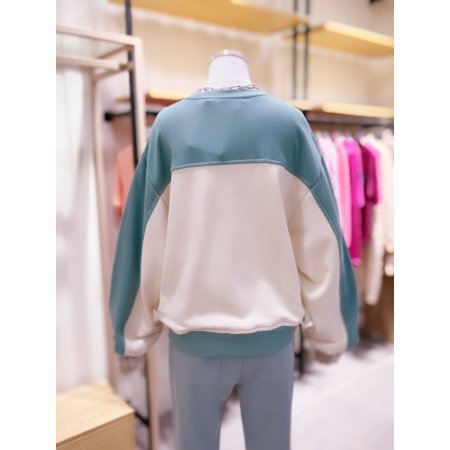 배색 포인트 루즈핏 티셔츠