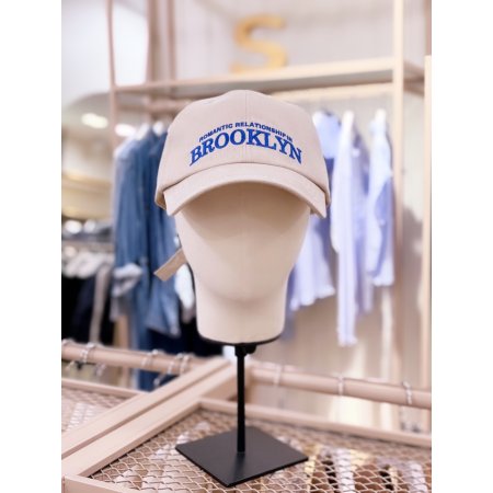 BROOKLYN 레터링자수포인트 볼캡