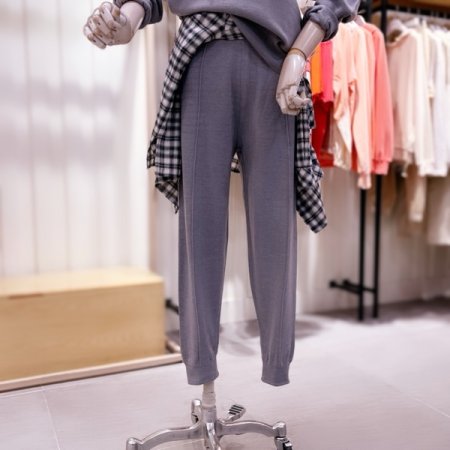 시에로 중심사 디테일 니트팬츠