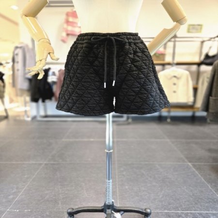 유이퀼팅반바지