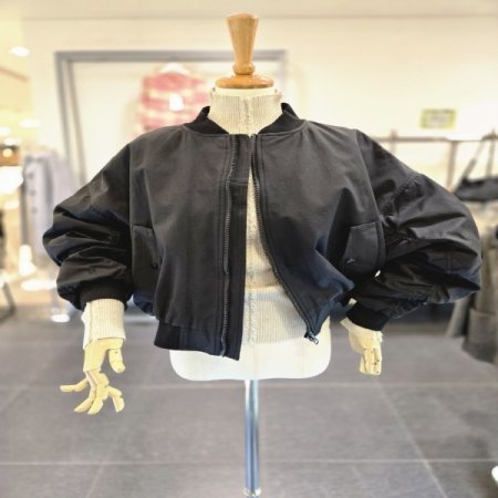 백레터링누빔점퍼