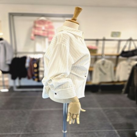 알파오스트라이프셔츠