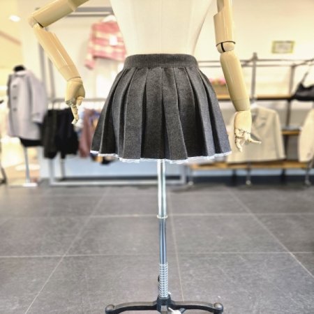 플리니트미니스커트