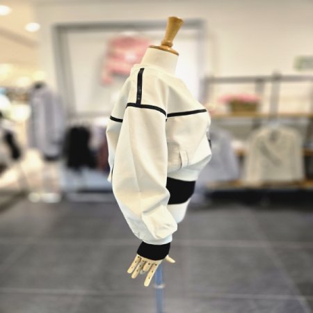 라인집업레자자켓