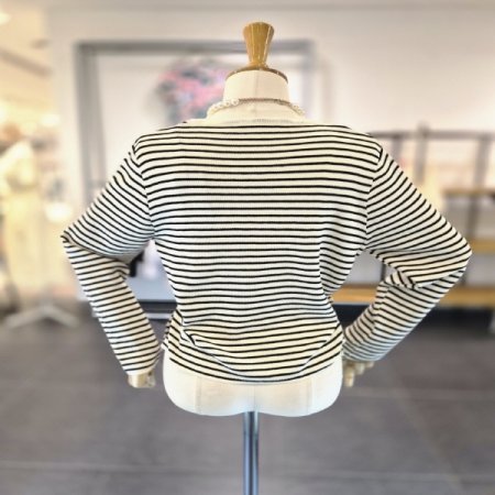 스트라이프X니트