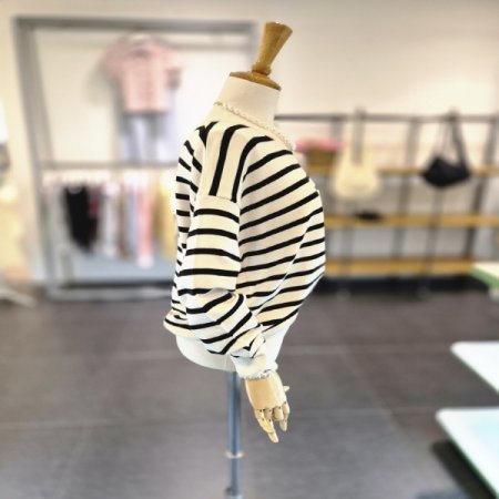 뒷단추단가라니트Z