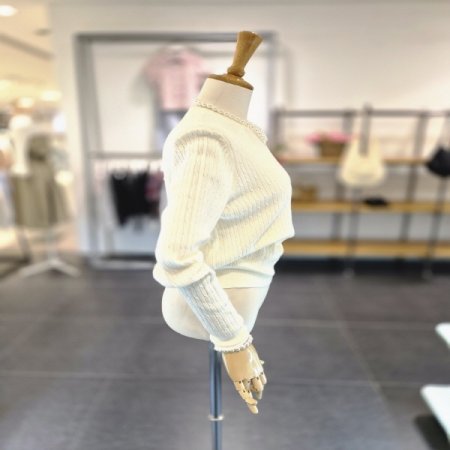 폴비꽈배기니트