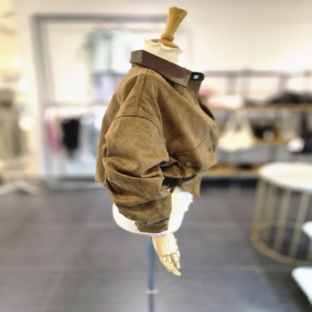 레카라스웨이드자켓