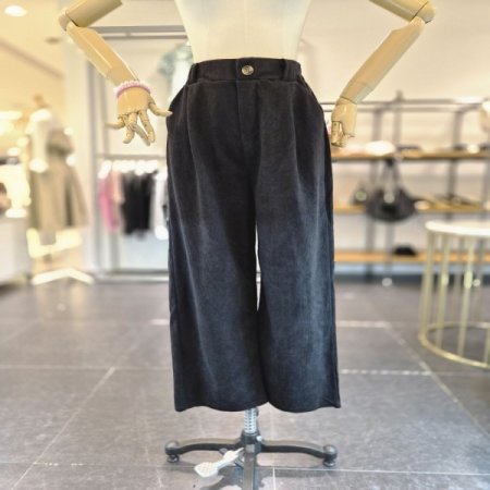 골덴핀턱밴딩팬츠