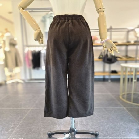 골덴핀턱밴딩팬츠