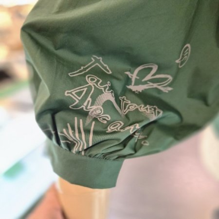 그래피티블라우스