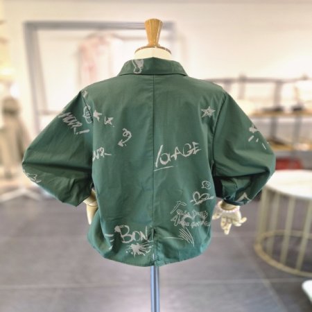 그래피티블라우스