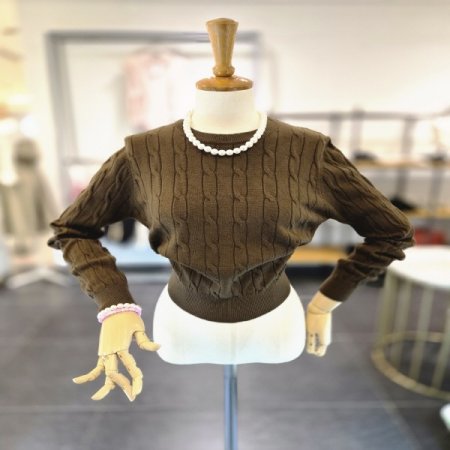 엘비꽈배기니트