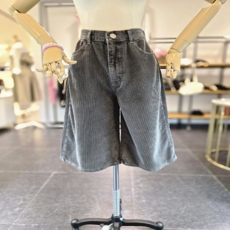 다잉골덴버뮤다팬츠