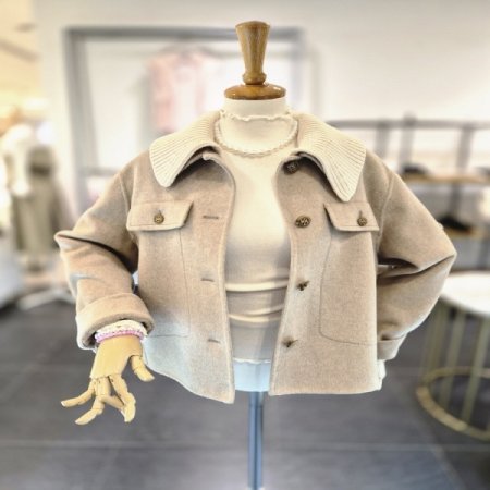 니트카라핸드메이드자켓B