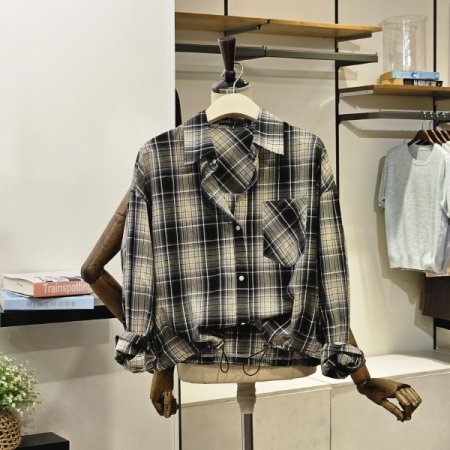 체크 스트링 블라우스