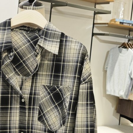 체크 스트링 블라우스