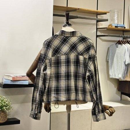 체크 스트링 블라우스