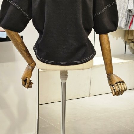 보니쥬 볼륨소매 티셔츠