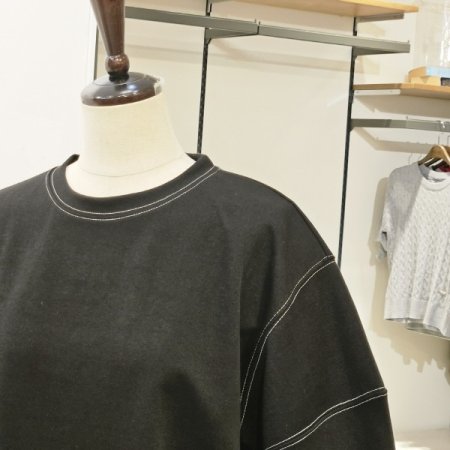 보니쥬 볼륨소매 티셔츠