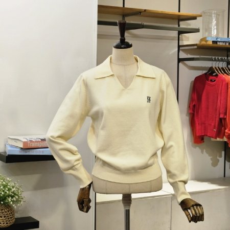 자수 카라 니트