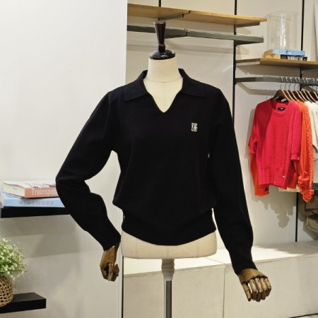 자수 카라 니트