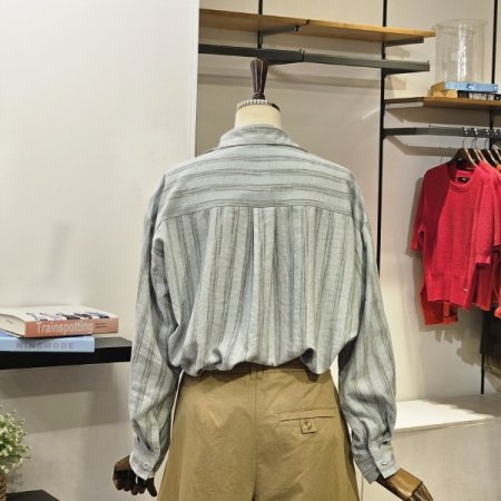 와와 스트라이프 셔츠