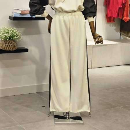 베니르탱 배색 팬츠