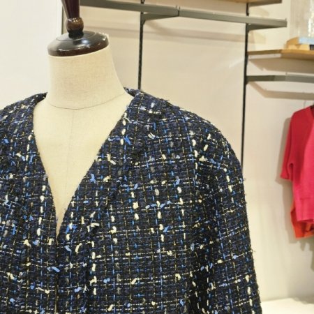 크롭 브이 트위드 자켓