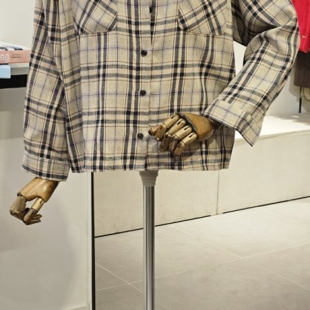 일로니 체크 남방