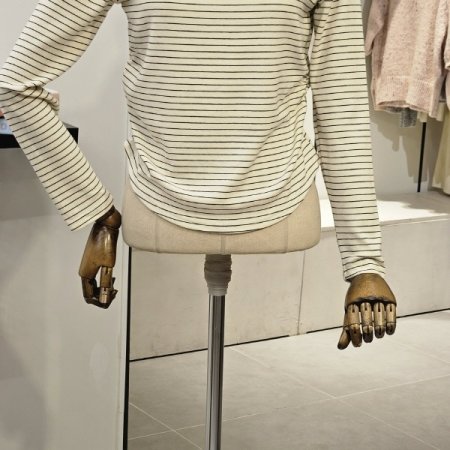 스트라이프 반넥 티셔츠