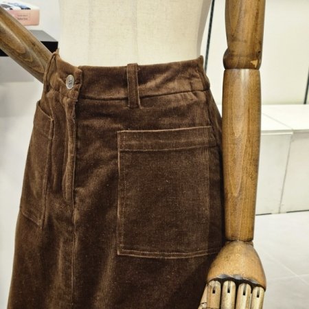 코듀로이 A라인 미디 스커트