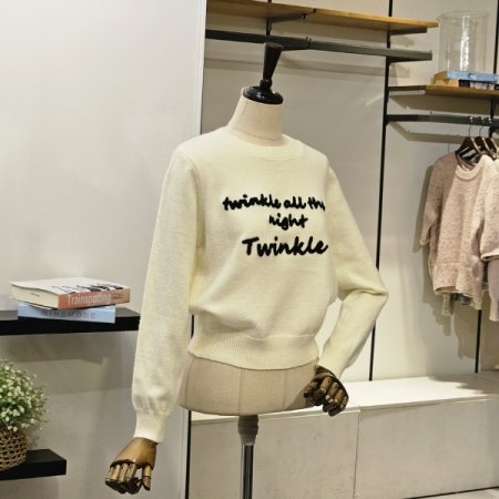 프론트 레터링 니트