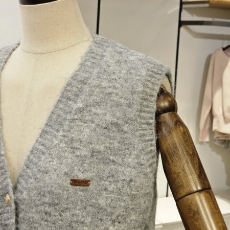 심플 브이 니트 조끼