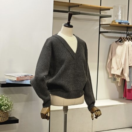 브이넥 레이어드 니트