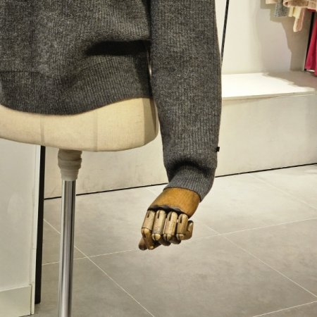 브이넥 레이어드 니트