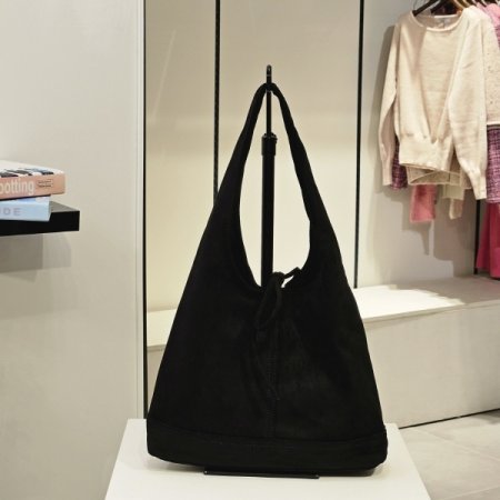 스웨이드 숄더백