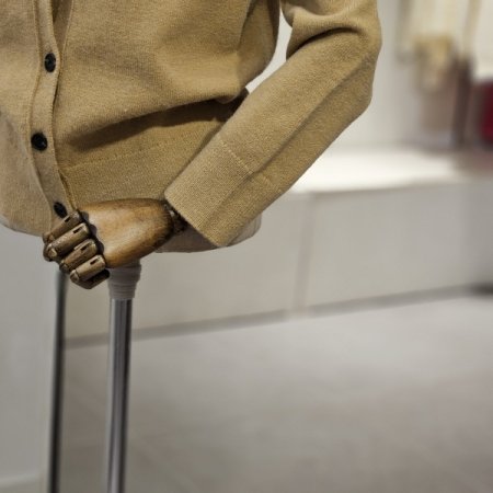 자수 브이넥 니트 가디건