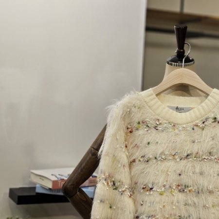 헤어리 퍼 니트