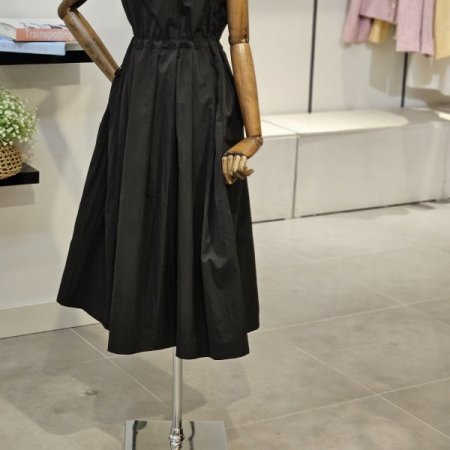 끈 랜드 플리츠 원피스