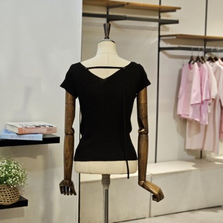 와이드 브이넥 반팔 니트