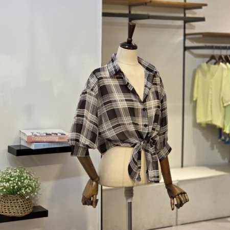 체크 홀딩 블라우스