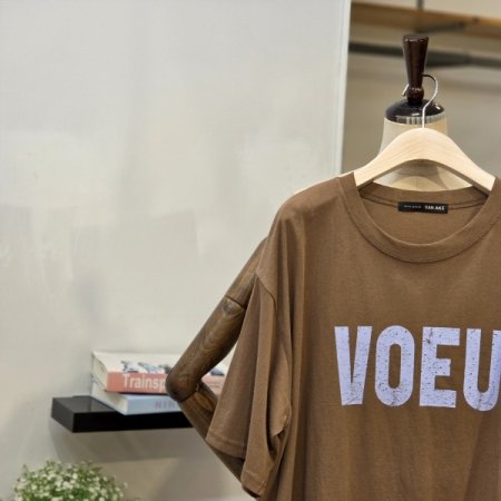 V레터링 워싱 티셔츠