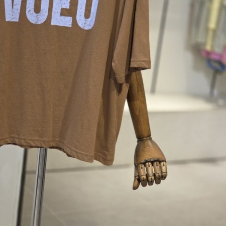 V레터링 워싱 티셔츠