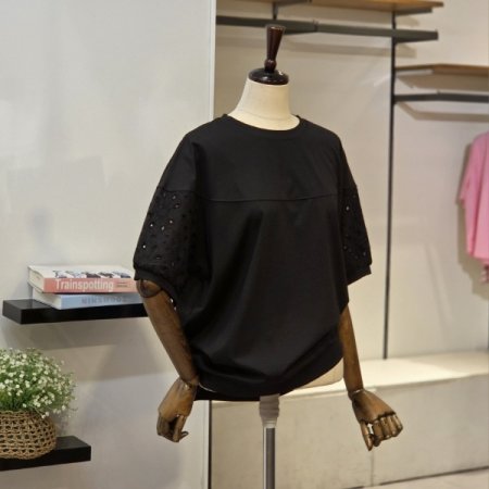 편칭 슬리브 반팔 티셔츠